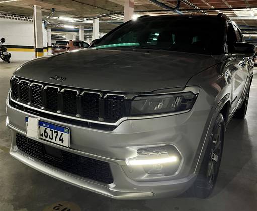 JEEP COMMANDER 1.3 T270 TURBO FLEX OVERLAND AT6 JEEP COMMANDER 1.3 T270 TURBO FLEX OVERLAND AT6